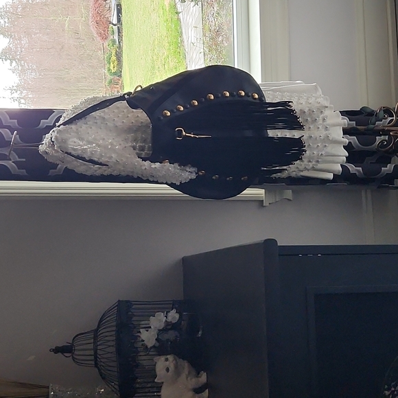 Authentic Gucci Babouska Black Leather Hobo Shoulder Bag - Picture 4 of 17